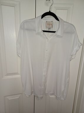 Casa Cabana Casual Corner White Short-Sleeve Button-Up Shirt